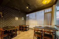 Wengu 1970 Panorama Holiday Hotel