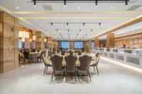 Grand Rezen Jiuzhaigou Resort Hotels in Jiuzhaigou