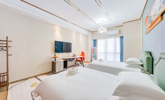 Rongying Hotel (Zhuhai Gongbei Port Fuhuali Branch)