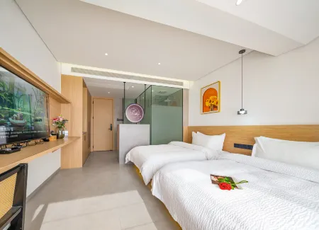 A Journey with Mountain , Wind & Hope