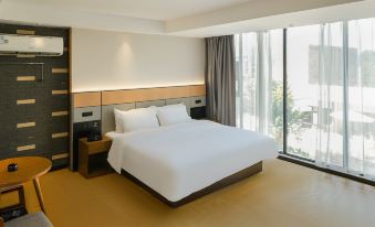 Weizhou Island Youyi Resort Hotel