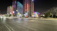 Jinyuan International Hotel (Kunming Xinluoziwan New Asia Sports City Subway Station) Hotels in New Luosiwan area