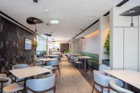 Atour Hotel Luzhou MixC Financial Center Hotels in Luzhou