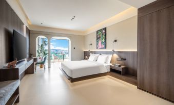 Jiumu Yinxi Hot Spring Resort (Yudafo Temple)