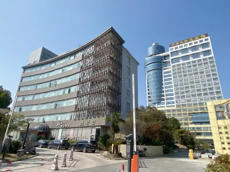 ShangHai NvYan Hotel