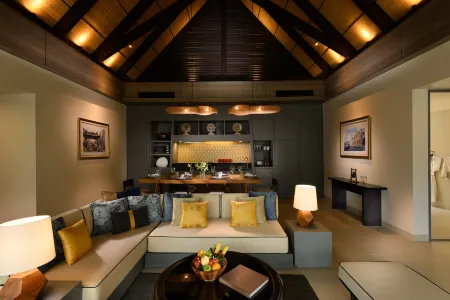 Anantara Vacation Club Mai Khao Phuket Отели рядом с достопримечательностью «Sai Kaew Beach»