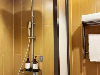Four Seasons Hotel Hotels in Lingbi
