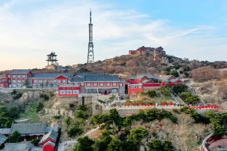 Shen Qi Hotel Отели рядом с достопримечательностью «Azure Cloud Temple»
