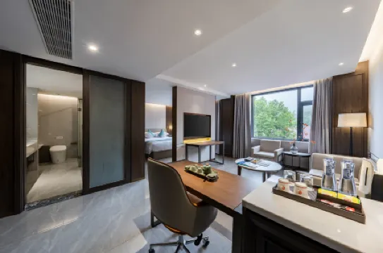 루산 즈홍 호텔 (메이루 지점, 구링 거리, 루산 산 관광지구)