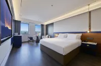 Mehood Hotel (Xi'an Bell and Drum Tower Daming Palace Longshouyuan Subway Station Branch) Hotels near Rongmin International Plaza