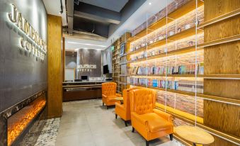 James Joyce Coffetel(Tianjin Railway Station) - Hizvo