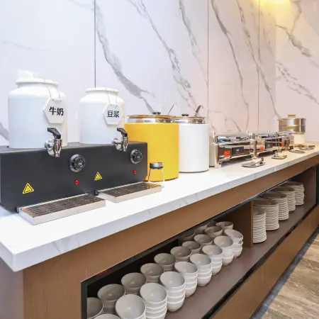 Qingmu Platinum Hotel Xuancheng Wanda Plaza Branch