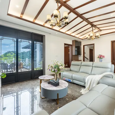 Yuelong Mountain Shangguan · Longyue Holiday Villa