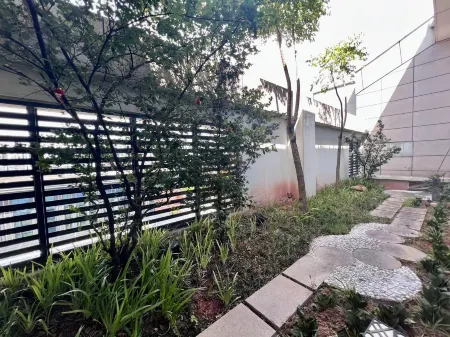 Zhongshan Dongfeng Dasin Hotel Отели рядом с достопримечательностью «Xiaolangang International Huogui Shipside»