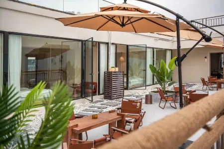 Wushan Shanyu Homestay Отели рядом с достопримечательностью «Daning River Ancient Plank Road Relic Site»