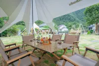 Tonglu Shili Mountain, clouds, starry sky, streams, hot springs, designer vacation villas 요림 선경 주변 호텔