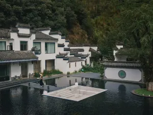 宣安•懸崖親子溯溪度假飯店（涇縣皖南川藏線月亮灣店）