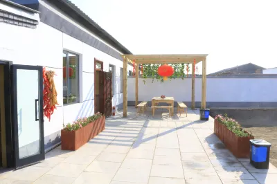 Jiu Yi Xiaozhu Homestay, Jinghe