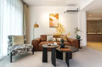 Spring Not Late Homestay Отели в г. 