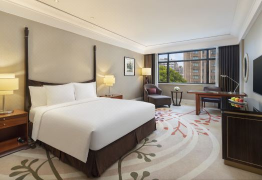 3. 상하이 진장 호..