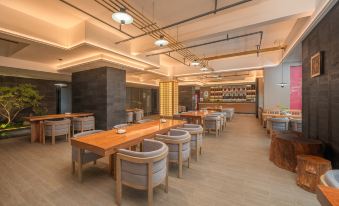 Phoenix Hotel Yuesen