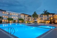 Holiday Inn & Suites BATANGAS LIMAPARK by IHG - Pool