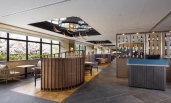 5. Novotel ..
