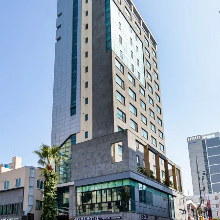 Jeju Haema Hotel Отели рядом с достопримечательностью «Храм Йончхукса»