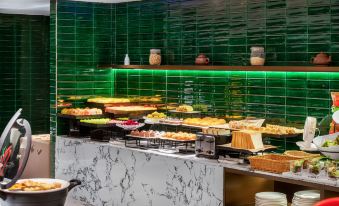 Guangzhou President Hotel (Guangzhou Sports Center Taikoo Hui)