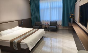 Minye Business Hotel