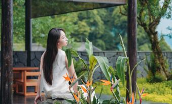 Emeishan XiaoshanQing Luxury Resort (Dawnhill)