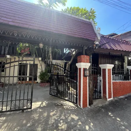 Manotemple Guesthouse