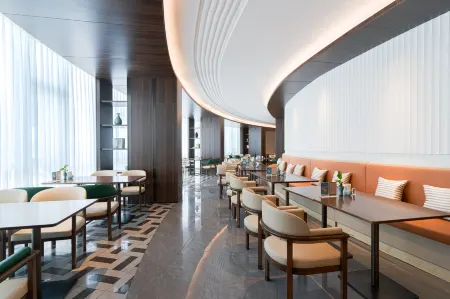 Oriental Hotel (Quzhou West Area) Отели рядом с достопримечательностью «Ancestral Temple of the Southern Confucius Clan»