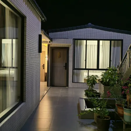Xinxing Shiyi Homestay (Liuzu Hometown Travel Resort)