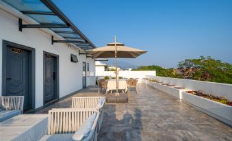 Shenzhen Huajie Themed Homestay (Jiaochangwei)