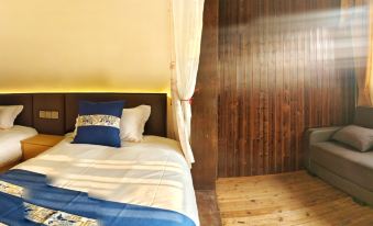 Yongliang homestay (scenic spot store in the border city)