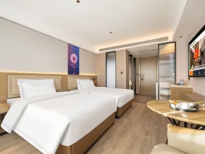 95 Phoenix West Street, Qianxi