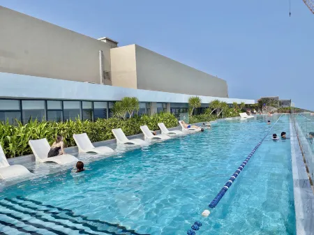 Ken's House - The Sóng Condotel Vũng Tàu Отели рядом с достопримечательностью «Mui Nghinh Phong»