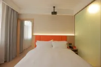 Shell Hotel (Puyang Central Square Renmin Road)