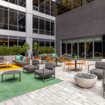 Canopy by Hilton Toronto - Yorkville