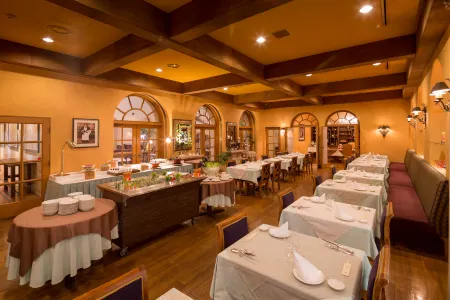 Poppy Springs Resort & Spa