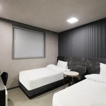 Hotel Winstay Отели рядом с достопримечательностью «Музей Моран»