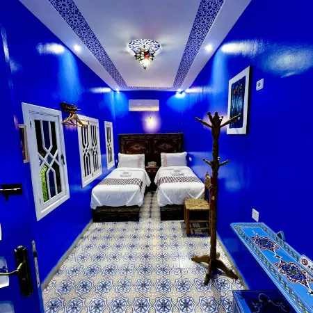 RIAD CHENGLI