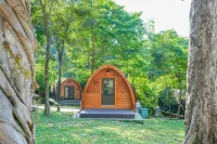 Independence Hotel by Dara