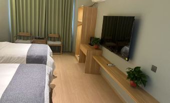 Bailongtan Chaxi Xiaoyuan Homestay (Xinyang)