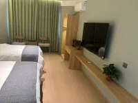 Bailongtan Chaxi Xiaoyuan Homestay (Xinyang)