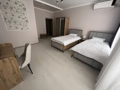 MEHRON Hotels near Sharof Rashidov haykali