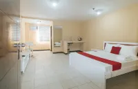 RedDoorz @ MUBG Apartelle near Baclaran Church Hotels in Paranaque