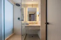 Weihai Baina Ruiting Hotel (Weihai Center)