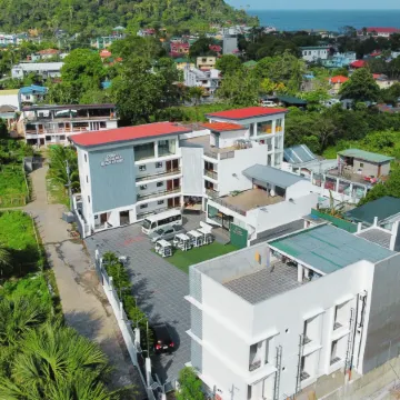 Orient De Galera Beach Resort
